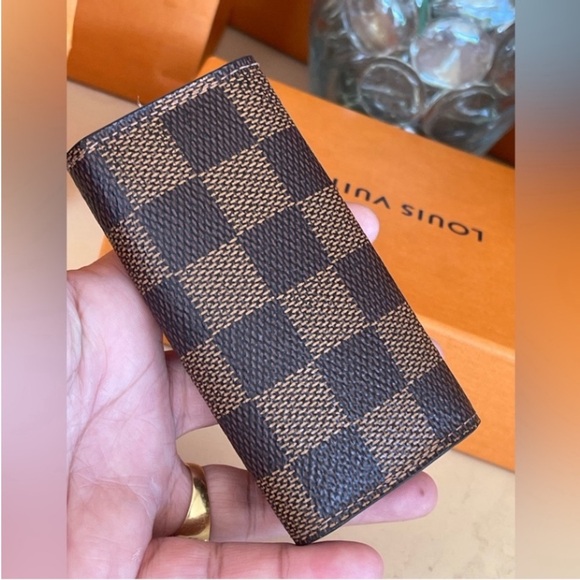Authentic Louis Vuitton key holders ππππ€ππ€π - Picture 12 of 12